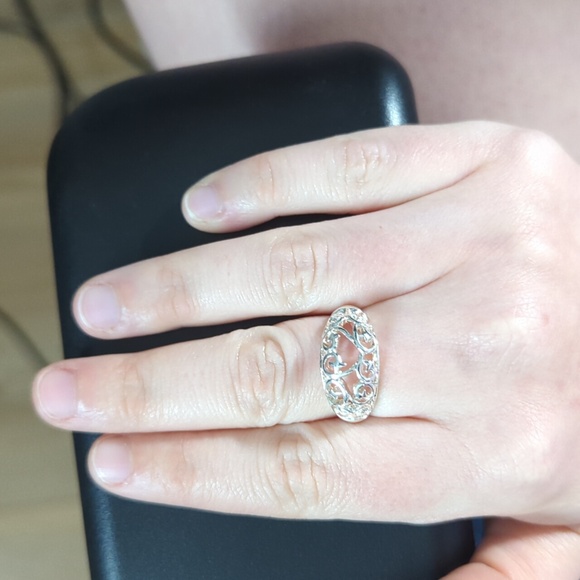 Ring - Picture 1 of 1